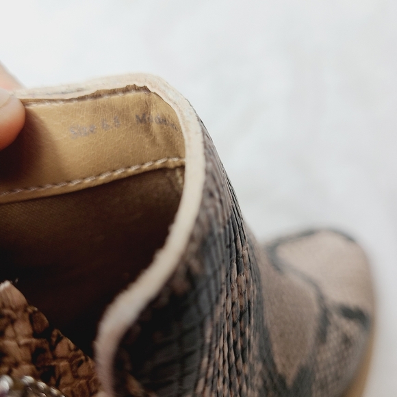 NWOT DOLCE VITA westa ankle booties , snakeskin print - Picture 8 of 8